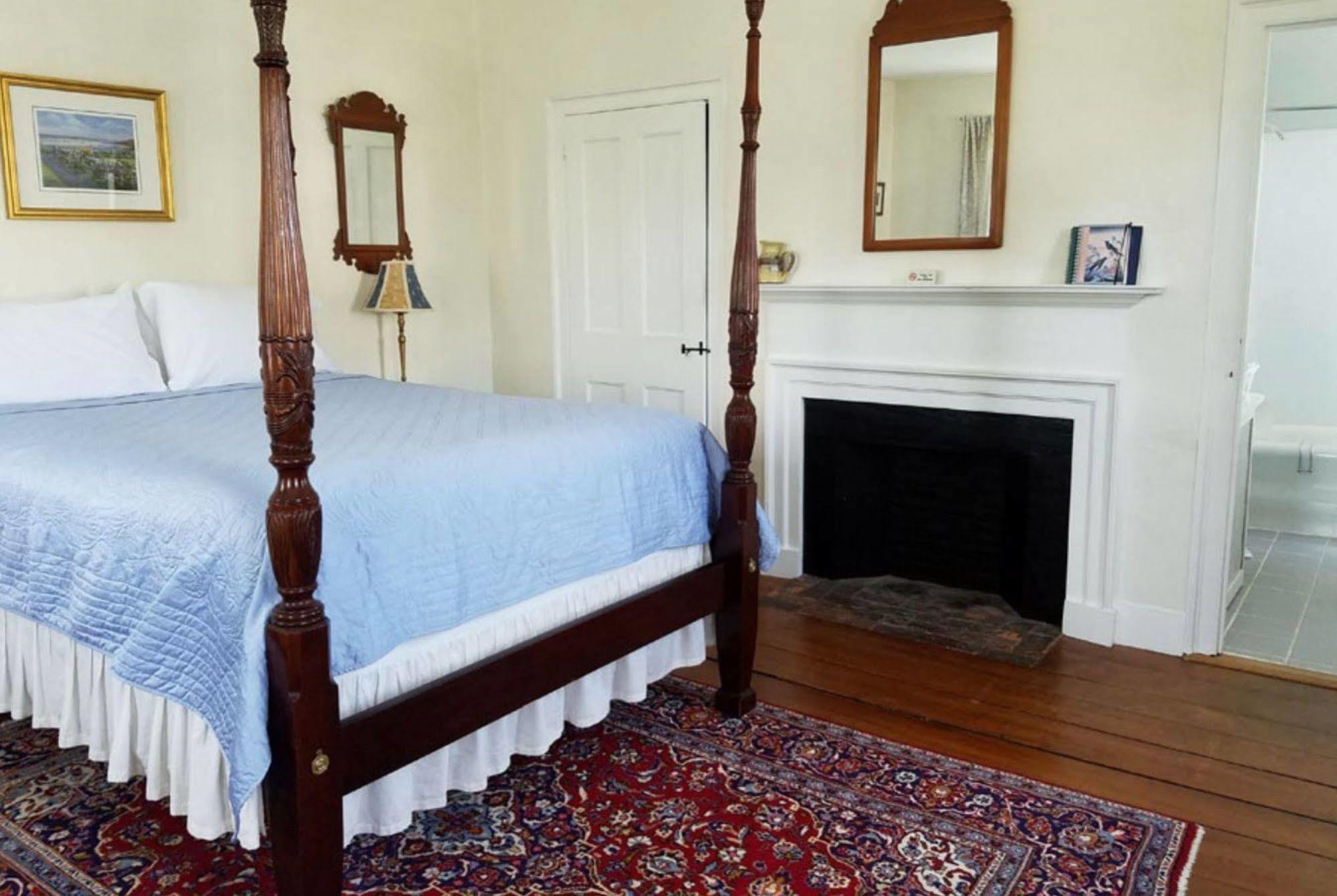 Centennial House Bed And Breakfast Northfield ภายนอก รูปภาพ