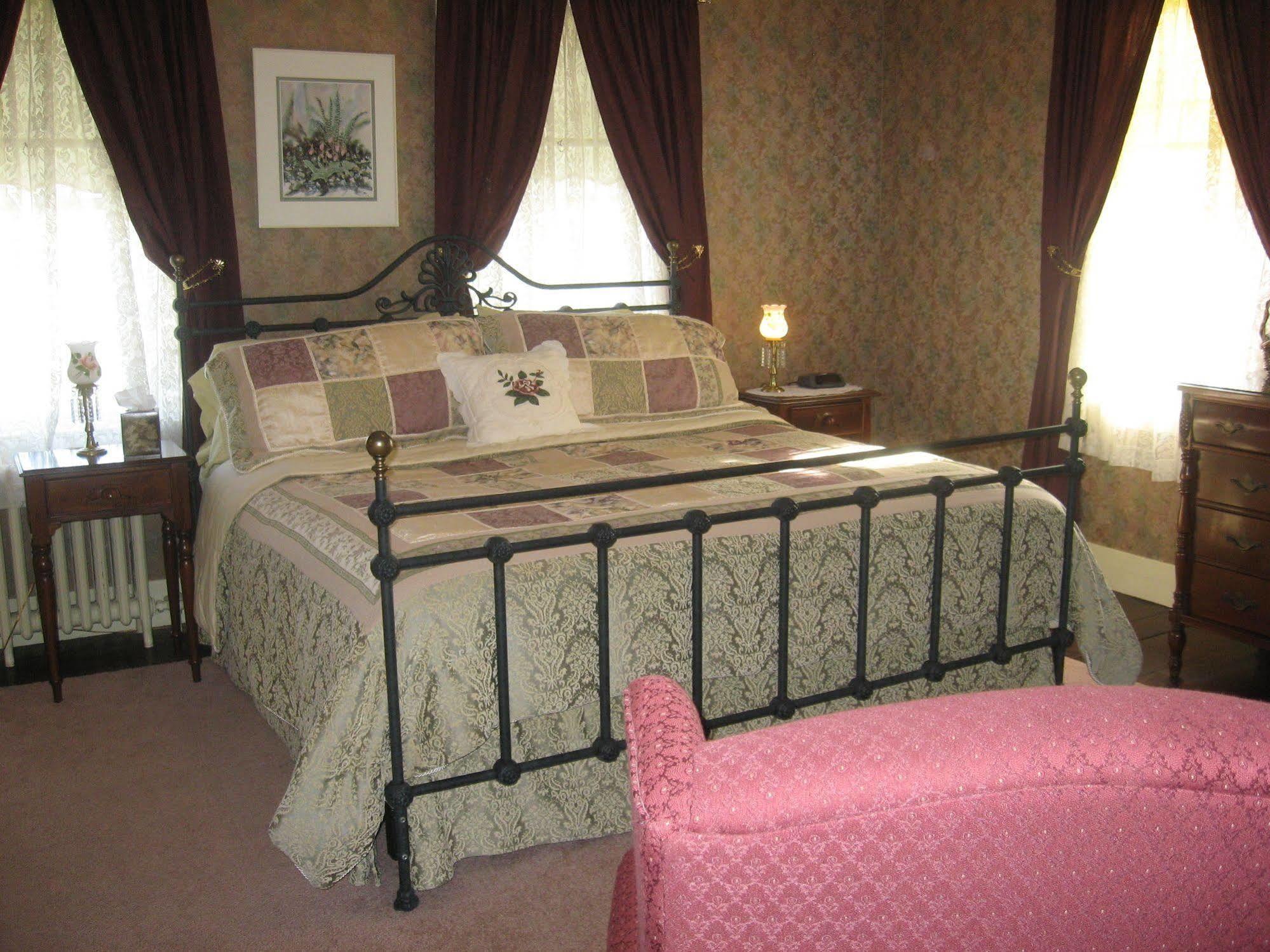 Centennial House Bed And Breakfast Northfield ภายนอก รูปภาพ