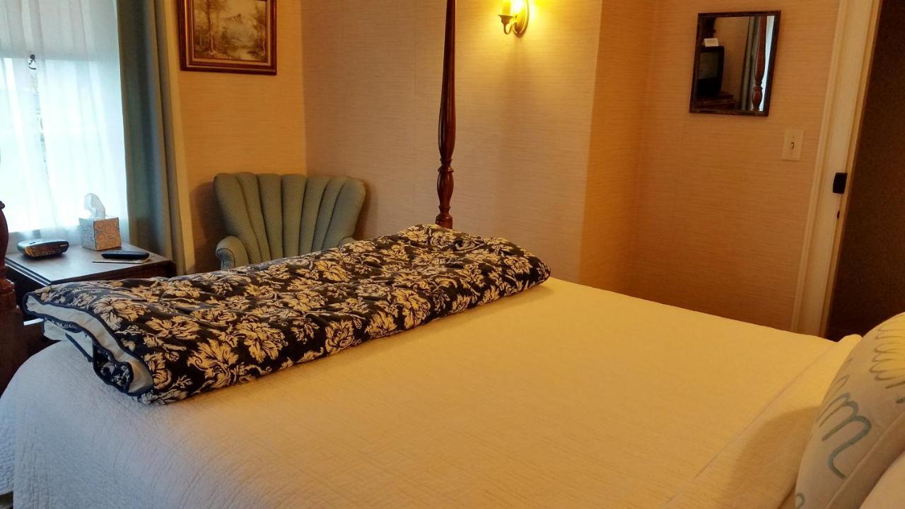 Centennial House Bed And Breakfast Northfield ภายนอก รูปภาพ