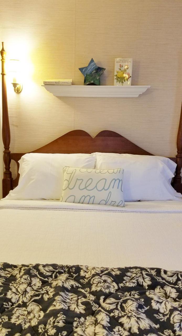 Centennial House Bed And Breakfast Northfield ภายนอก รูปภาพ