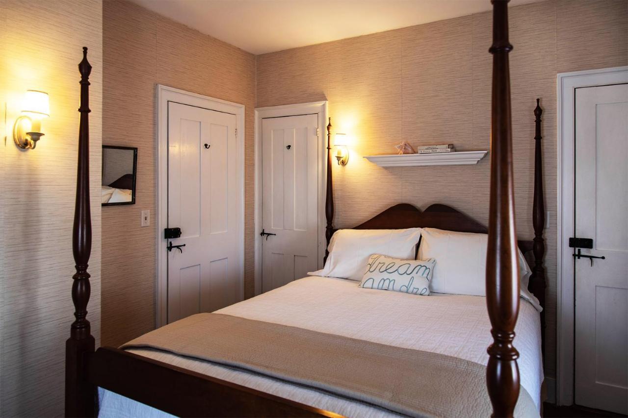 Centennial House Bed And Breakfast Northfield ภายนอก รูปภาพ
